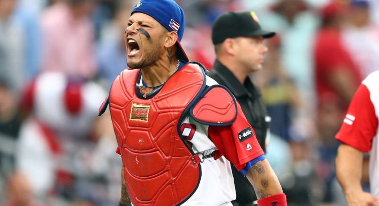 Catcher-Yadier-Molina-at-the-World-Baseball-Classic-2017-1175x640